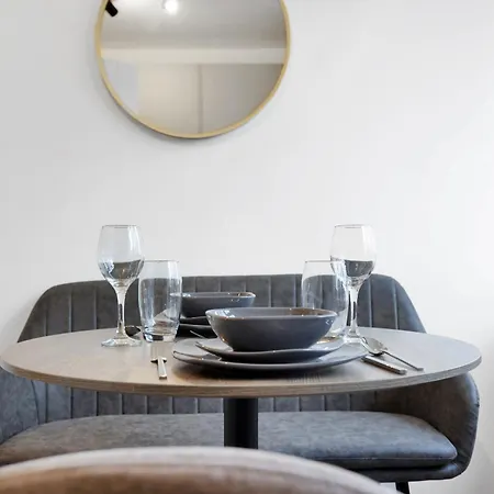 Hilldrop Apartments Short Term Rental & Flexible Renting Islington With Free Wifi, Parking & Garden London Exterior photo